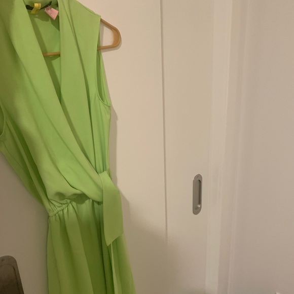 Elegant Chartreuse Tahari wrap dress - Picture 2 of 7
